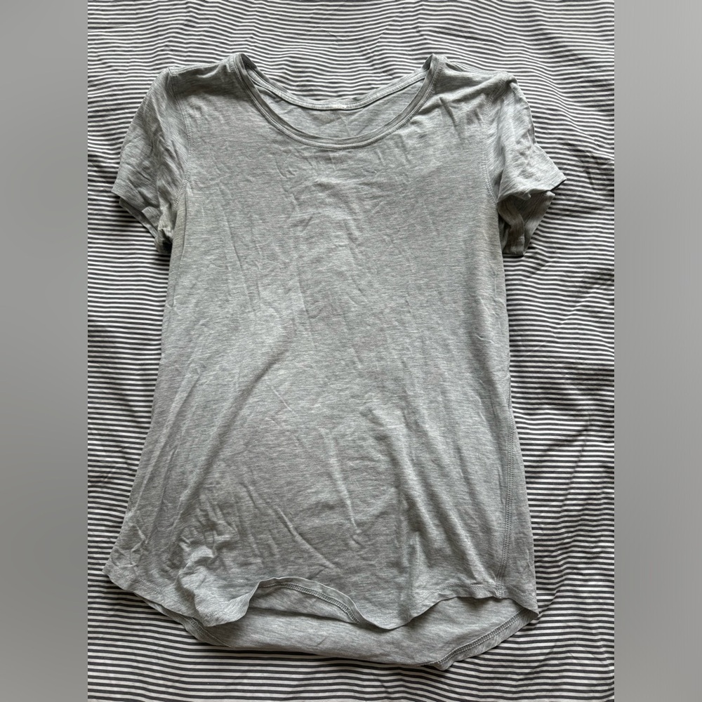 Lululemon Weekend Short Sleeve Mini Striped Heathered Grey Angel Wing 4